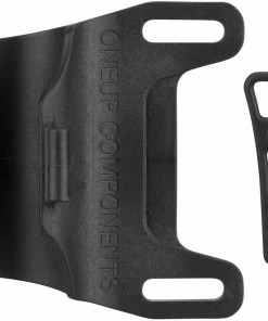 OneUp Components EDC Pump Bottle Cage Mount Pumpenhalterung